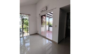 SE VENDE O ARRIENDA  CASA  AL ORIENTE