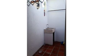 SE VENDE O ARRIENDA  CASA  AL ORIENTE