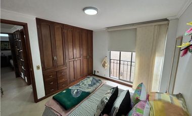 VENTA DE CASA EN EXCLUSIVA UNIDAD CERRADA SABANETA