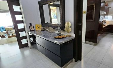 Residencia de Lujo en Valle Poniente