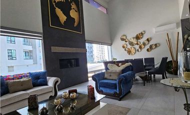 Residencia de Lujo en Valle Poniente