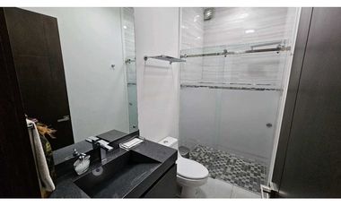 Residencia de Lujo en Valle Poniente