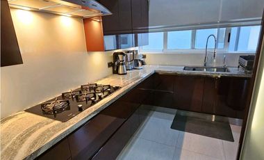 Residencia de Lujo en Valle Poniente