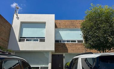 Lomas Virreyes, Castilla, Calimaya