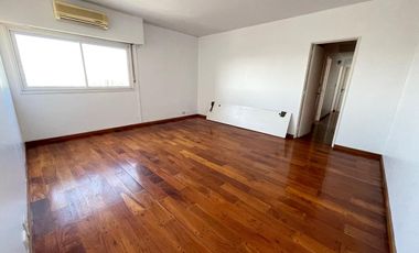 DEPARTAMENTO 4 AMBIENTES EN VENTA / CON RENTA