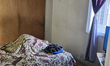 Casa y locales a la venta en Sarandi