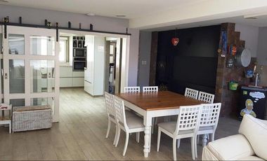 Venta. Chalet-Residencia de 7 ambientes en Barrio Los Troncos, Mar del Plata