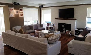 Venta. Chalet-Residencia de 7 ambientes en Barrio Los Troncos, Mar del Plata