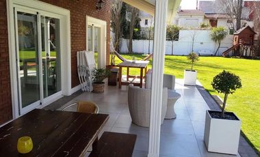 Venta. Chalet-Residencia de 7 ambientes en Barrio Los Troncos, Mar del Plata