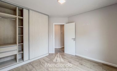 Piso a Estrenar 4 amb. con cochera y terraza con parrilla en Zona Güemes / Los Troncos