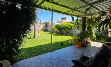 Casa en Barrio Santa Lucía, Carolina Muzilli al 2900