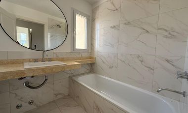 Casa en venta en barrio San Gabriel, Villanueva Tigre