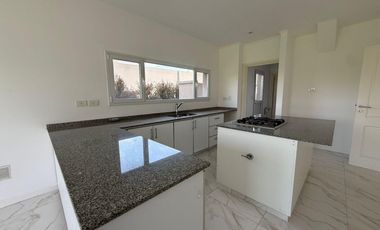 Casa en venta en barrio San Gabriel, Villanueva Tigre