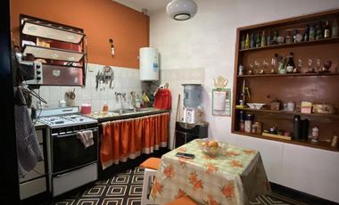 Venta de Departamento tipo casa PH de 2 ambientes en Quilmes