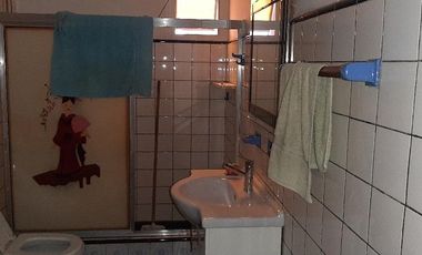 Casa en venta - 4 Dormitorios 2 Baños - Cochera - 207Mts2 - Quilmes