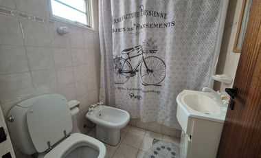 Venta Depto 3 dorm c/ cochera Centro Neuquen