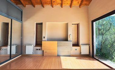 Casa en Dalvian 300 m2