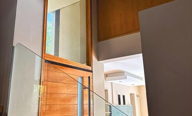 Casa en Dalvian 300 m2