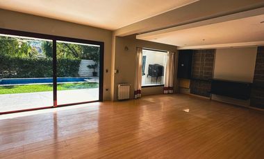 Casa en Dalvian 300 m2