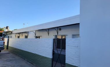 PH en venta - 9 Dormitorios 6 Baños - Cochera - 700Mts2 - Garin, Escobar