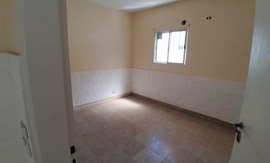 PH en venta - 9 Dormitorios 6 Baños - Cochera - 700Mts2 - Garin, Escobar