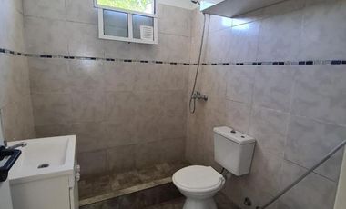 PH en venta - 9 Dormitorios 6 Baños - Cochera - 700Mts2 - Garin, Escobar