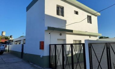 PH en venta - 9 Dormitorios 6 Baños - Cochera - 700Mts2 - Garin, Escobar