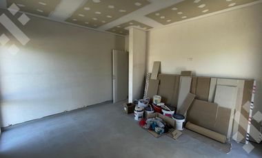 VENTA CASA (EN POZO) 2 DORMITORIOS EN Bº lOS SAUCES  EN POZO- FERNANDEZ ORO.