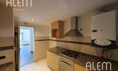 Departamento 3 ambientes en venta en Lomas de Zamora Oeste