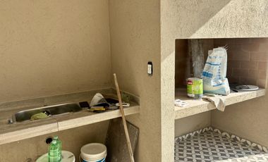 VENTA CASA EN SAN SEBASTIAN AREA 12 - 4 AMBIENTES