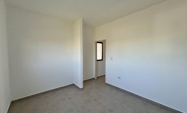 VENTA CASA EN SAN SEBASTIAN AREA 12 - 4 AMBIENTES