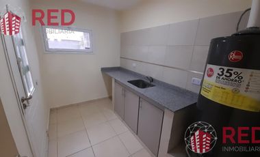 Vende Duplex en casco viejo de Centenario