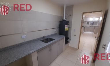 Vende Duplex en casco viejo de Centenario