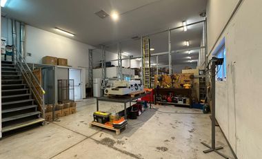 PLANTA OPERATIVA  c/oficinas, galpones, sect productivos y administ Lista p/ reactivar operaciones!!