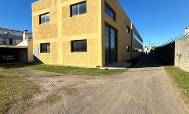 PLANTA OPERATIVA  c/oficinas, galpones, sect productivos y administ Lista p/ reactivar operaciones!!