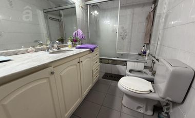 PH Tipo Casa en Planta Baja en Venta en Villa Ballester, con fondo, quincho, pileta.