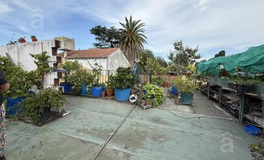 PH Tipo Casa en Planta Baja en Venta en Villa Ballester, con fondo, quincho, pileta.