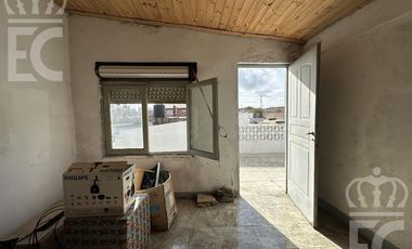 VENTA  - PH - 3 ambientes con patio - Lanús Este.