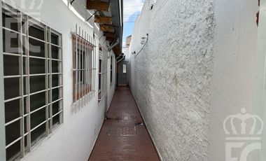 VENTA  - PH - 3 ambientes con patio - Lanús Este.