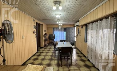 VENTA  - PH - 3 ambientes con patio - Lanús Este.