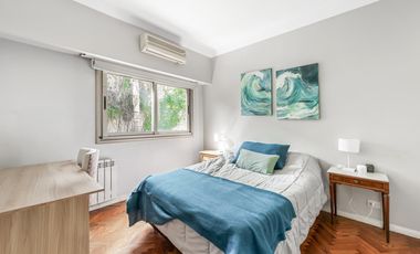 VENTA - Casa de 5 ambientes con jardín y pileta en BERNAL