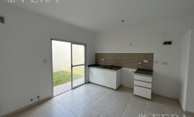 Venta PH 3 ambientes en Remedios de Escalada