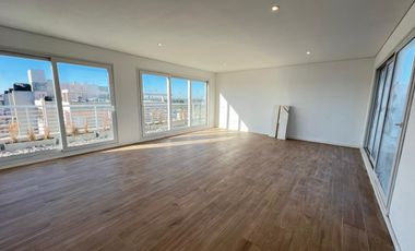 Departamento en  edificio Skyroof, Nordelta