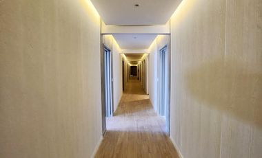 Departamento en  edificio Skyroof, Nordelta