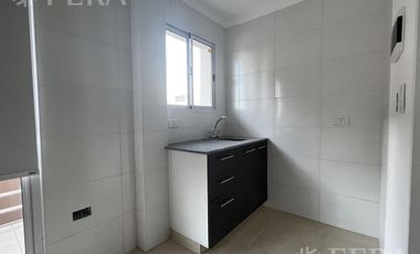 Venta de Departamento 1 ambiente con espacio guardacoche en Sarandi (32025)