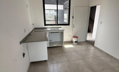 Departamento de tres ambientes con balcon en Venta en Avellaneda