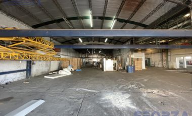 Fracción Industrial de Prestigio en Ruta 8 con Amplias Posibilidades