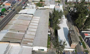 Fracción Industrial de Prestigio en Ruta 8 con Amplias Posibilidades