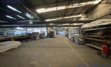 Fracción Industrial de Prestigio en Ruta 8 con Amplias Posibilidades