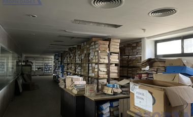 Fracción Industrial de Prestigio en Ruta 8 con Amplias Posibilidades